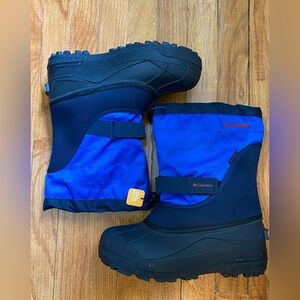 NWT Columbia Unisex Youth Powderbug Snow Boots